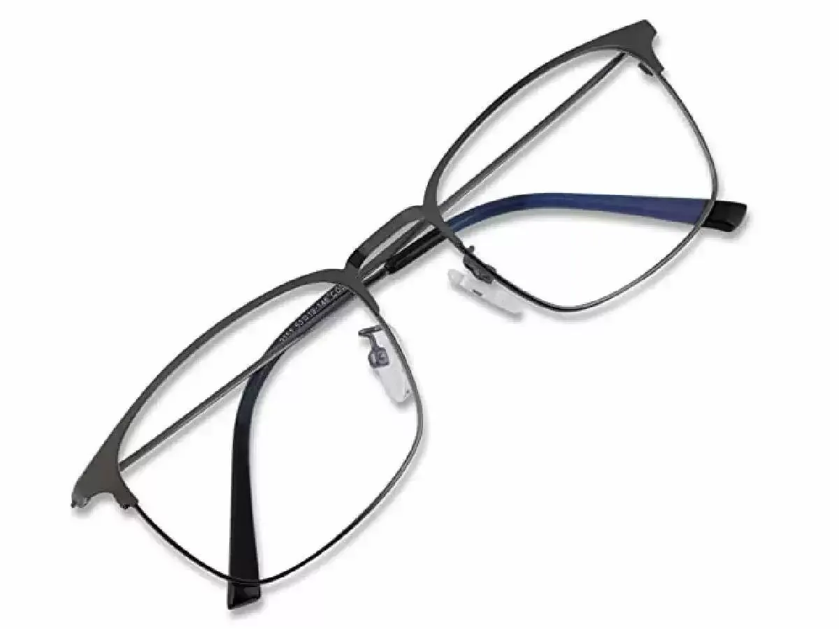 आपकी आंखों को कंप्यूटर से निकलने वाली हानिकारक किरणों से बचाते हैं ये ब्लू रे Glasses, देखने में भी हैं शानदार