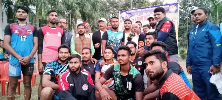 नंदिनी नगर पीजी कॉलेज गोंडा ने राणा प्रताप पीजी कॉलेज सुलतानपुर को 21-9 से हराकर जीत हासिल की।