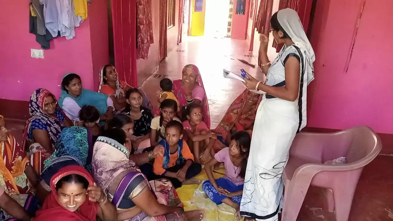 माता बैठक में गर्भवती व धात्री महिलाओं को दी गई स्वस्थ्य सम्बंधित जानकारी