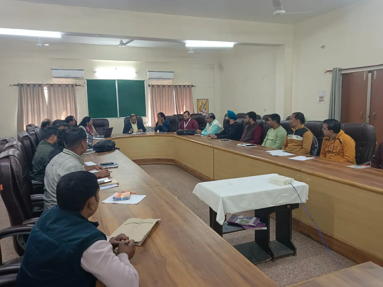 आईएचआईपी की रिपोर्टिंग में देरी करने को लेकर डीईओ को सीएमओ ने लगाई फटकार