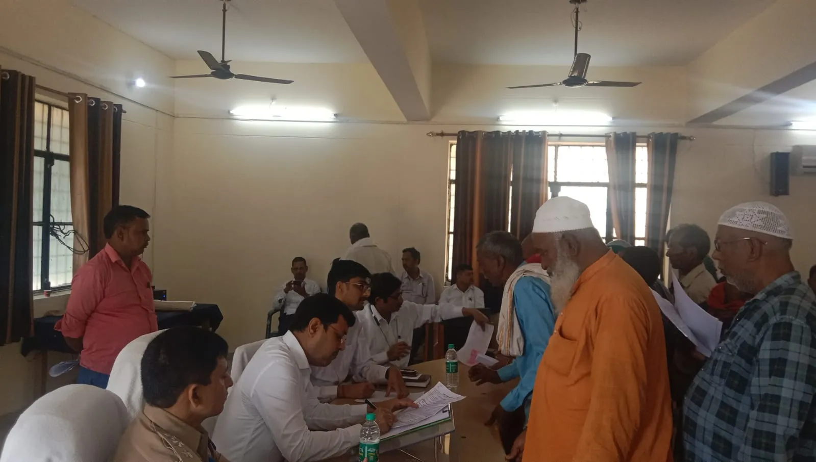 शिकायतों का निस्तारण समयाअवधि में करें: महेंद्र कुमार सिंह