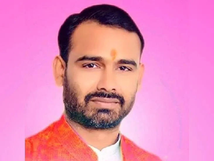 Ambedkarnagar: माफिया अजय सिंह सिपाही समेत तीन के खिलाफ गंभीर धाराओं में मुकदमा दर्ज 