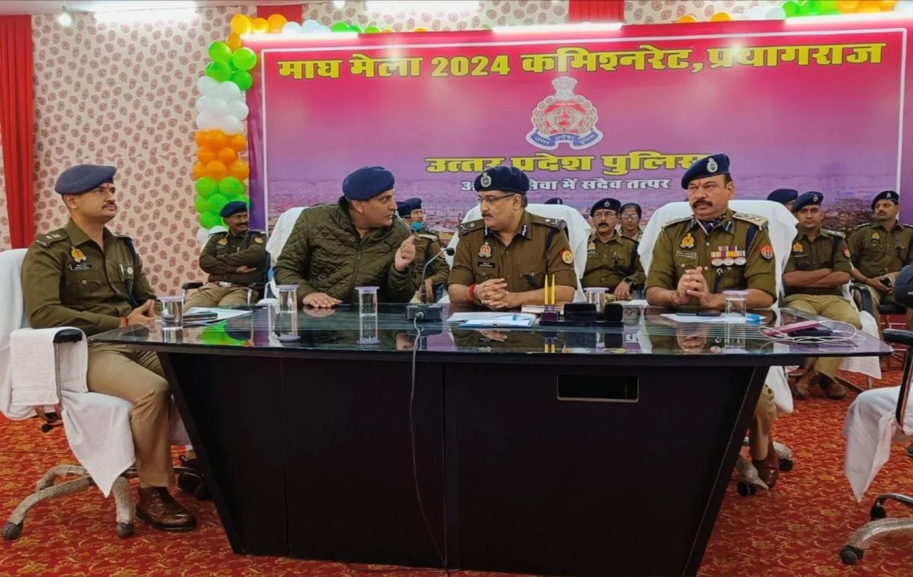 पुलिस आयुक्त नेकर्मचारियों को सच्ची निष्ठा व लगन से कर्तव्य पालन हेतु प्रेरित किया।
