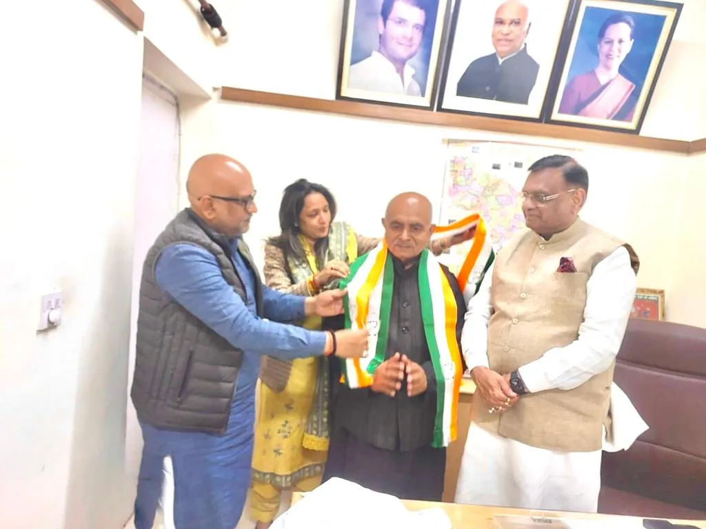 पूर्व मंत्री सदल प्रसाद बसपा का साथ छोड़ा, कांग्रेस में ली सदस्यता,