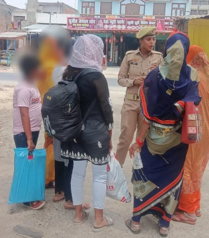 समस्त स्थानो में नियुक्त महिला बीट अधिकारियों द्वारा चौपाल का आयोजन कर समस्या का किया जा रहा निस्तारण -पुलिस अधीक्षक