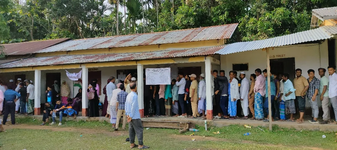 मतदान महापर्व के दूसरे चरण में करीमगंज संसदीय सीट पर मतदान का दौर समाप्त।