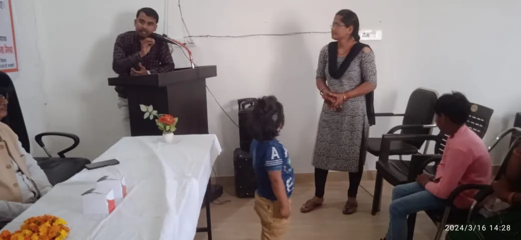 के डी आर आर सी में श्रवण यंत्र किया गया वितरित