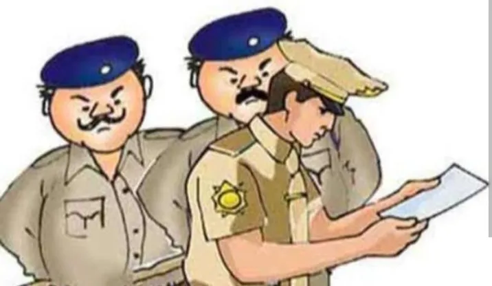 पीलीभीत अनियंत्रित होकर आपस में भिंडी तीन कारें,एक की मृत्यु, आधा दर्जन घायल