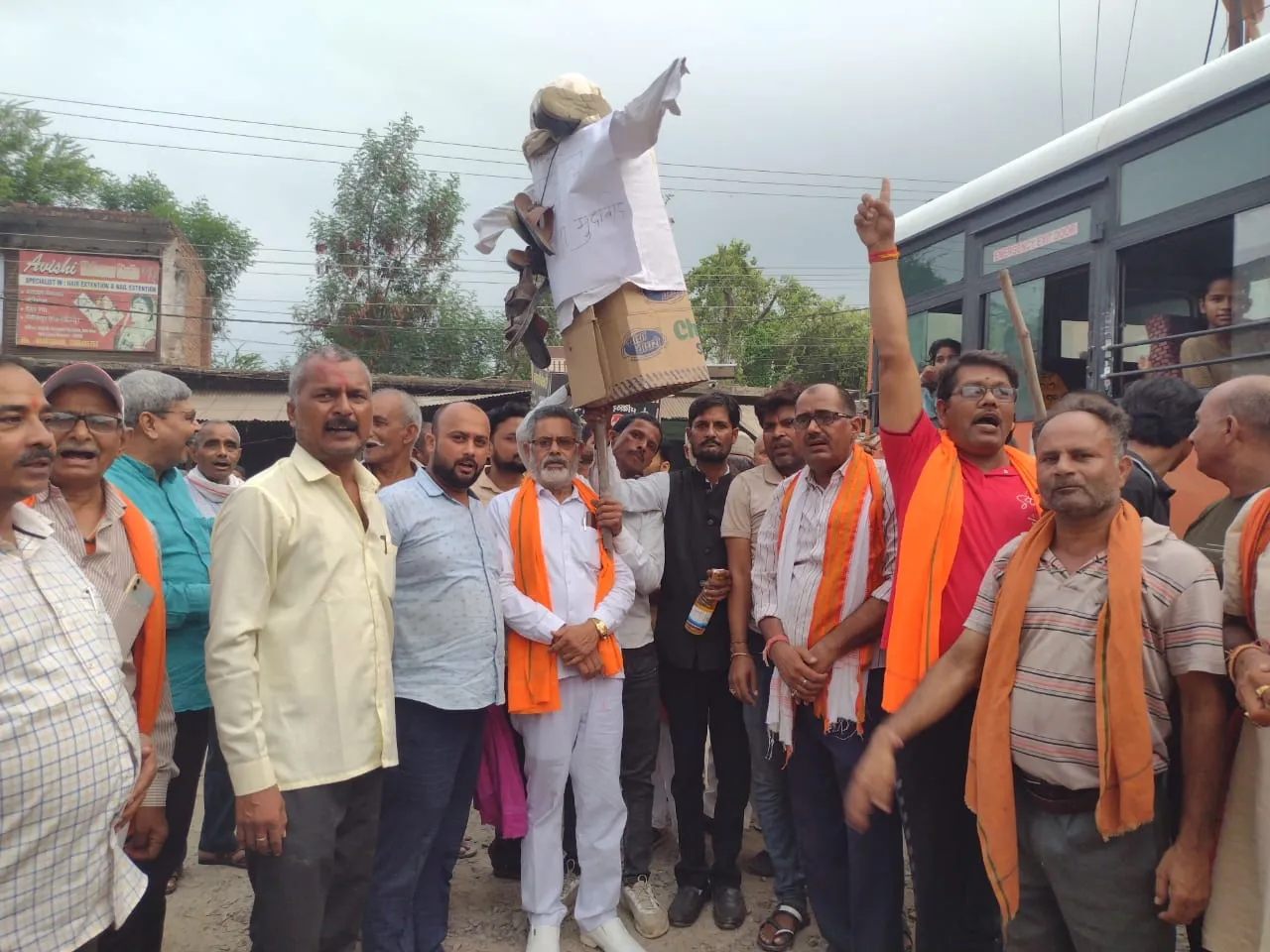 हिंदुओं का अपमान बर्दाश्त नहीं: राजेश निर्मल
