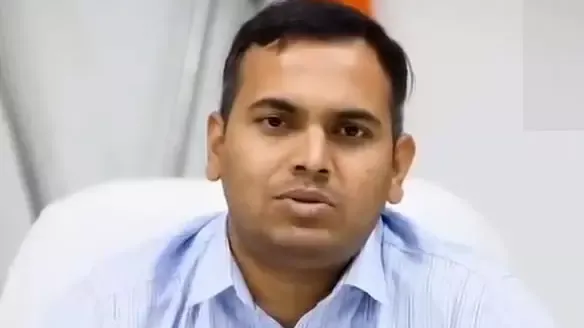 डीएम ने IGRS में लापारवाही करने वाले 8 अधिकारियों का रोका वेतन, 6 से मंगा स्पष्टीकरण