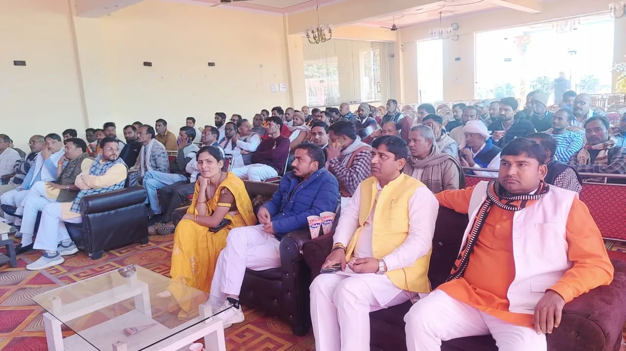 पूर्व जिला अध्यक्ष कपिल देव वर्मा के अगुवाई में सैकड़ो भाजपा कार्यकर्ताओं ने देखी गोधरा कांड पर बनी फिल्म द साबरमती रिपोर्ट