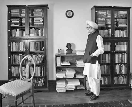 कभी-कभी मौत ज़िंदगी से बड़ी हो जाती है। - योग गुरु धर्मचंद।