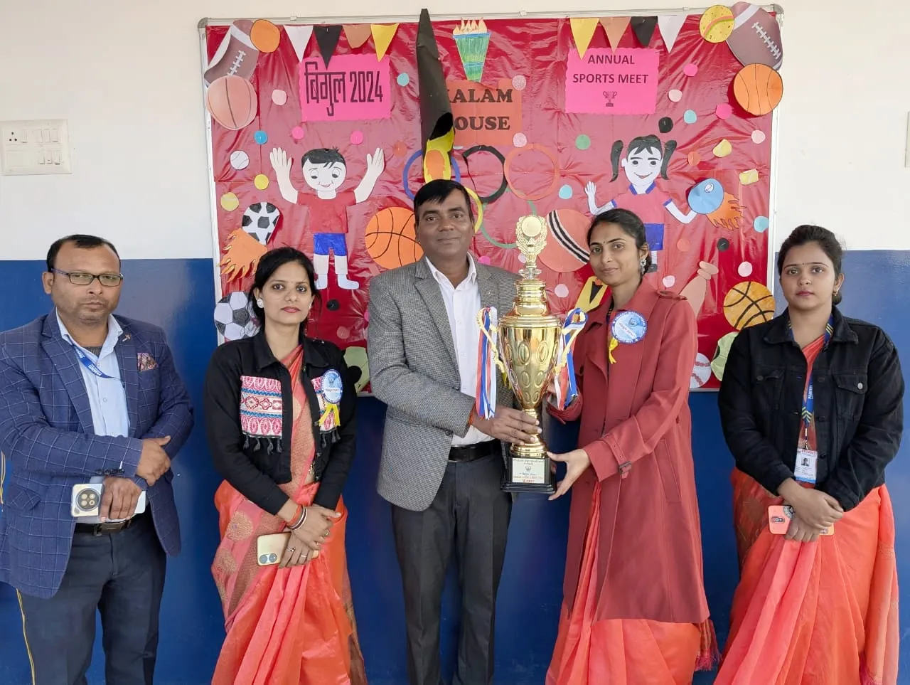 कुशीनगर : प्रकृति इंटरनेशनल स्कूल में धूमधाम से मनाया गया तृतीय स्थापना दिवस 