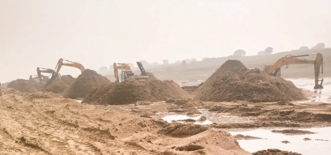 अवैध खनन का खेल: बालू माफियाओं का तांडव,प्रशासन की चुप्पी पर उठ रहे सवाल