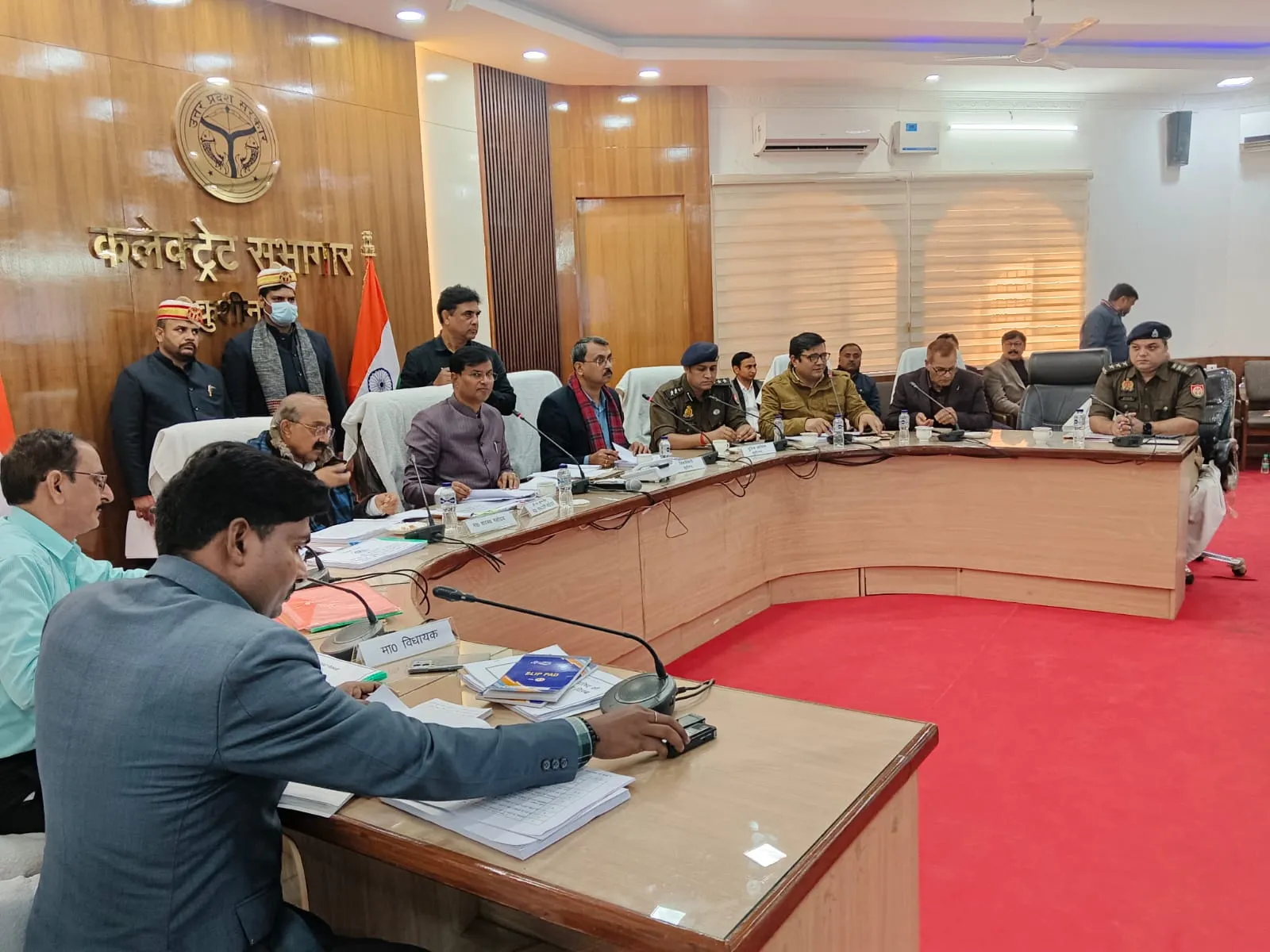 कुशीनगर : सभापति की अध्यक्षता में देवरिया, कुशीनगर जनपद की हुई समीक्षा बैठक 