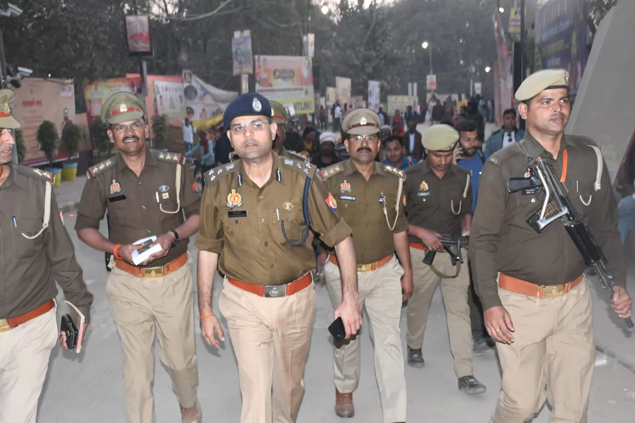 अमावस्या स्नान पर्व को निर्विघ्न सम्पन्न कराए जाने हेतु बीती रात को सघन चेकिंग अभियान ।