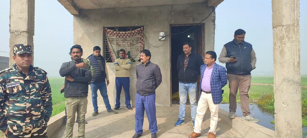 छापेमारी में 96बोरी अनाज बरामद  एक  पकड़ा गया, पीकप सीज, फर्म मालिक  हुआ फरार