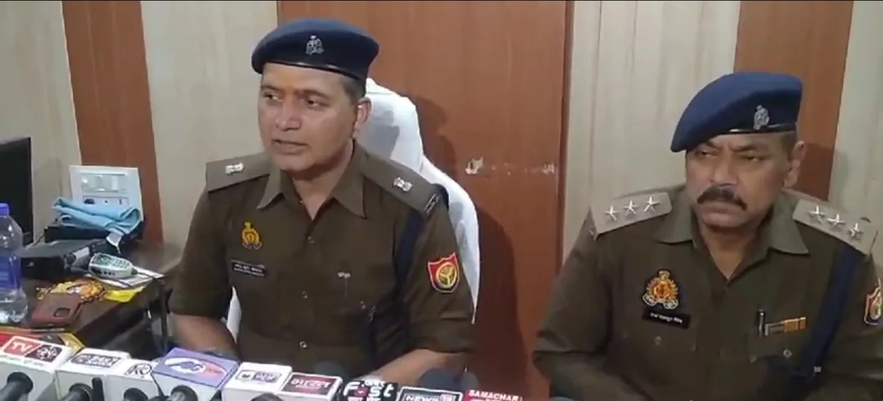 कानपुर में चोरी हुए ई-रिक्शा का खुलासा, 2 अभियुक्त गिरफ्तार