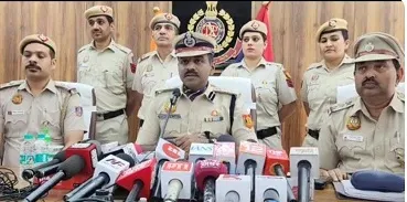कुख्यात ऑटो-लिफ्टिंग गिरोह का भंडाफोड़ किया: दो गिरफ्तार, पांच चोरी की बाइक बरामद