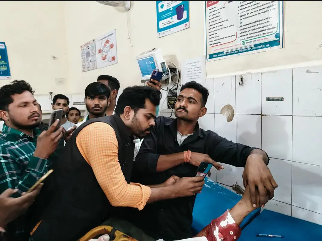 दिनदहाड़े पत्रकार को गोली मारकर की हत्या, अंधाधुंध फायरिंग से इलाके में दहशत