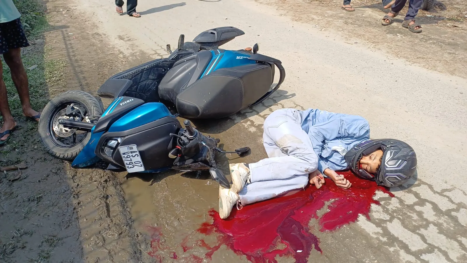 सिलापथार के ज्योतिनगर रोड पर  ट्रैक्टर की चपेट में आने से छात्रा की मौत । 
