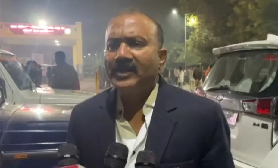 पुलिस को देखकर भागने से नहीं हुई युवक की मौत 