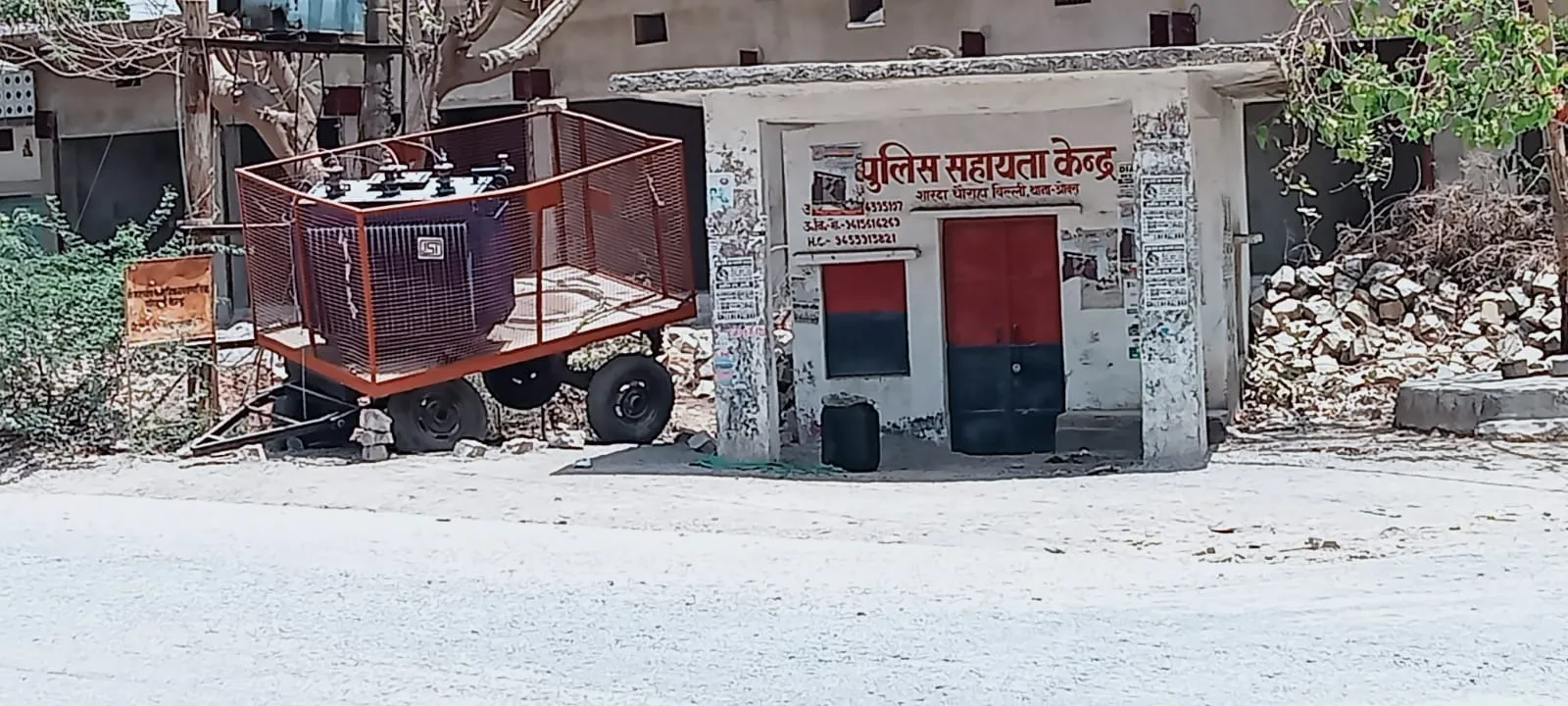 ओबरा शारदा मंदिर चौराहे पर बेकाबू रफ्तार का तांडव, भीषण टक्कर में तेलगुड़वा निवासी बाइक सवार गंभीर, टला बड़ा हादसा