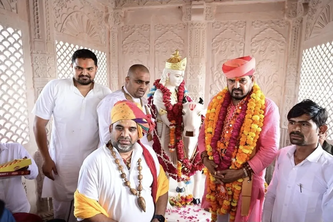 यौन उत्पीड़न मामले में बृजभूषण शरण सिंह को मिली क्लीन चिट।