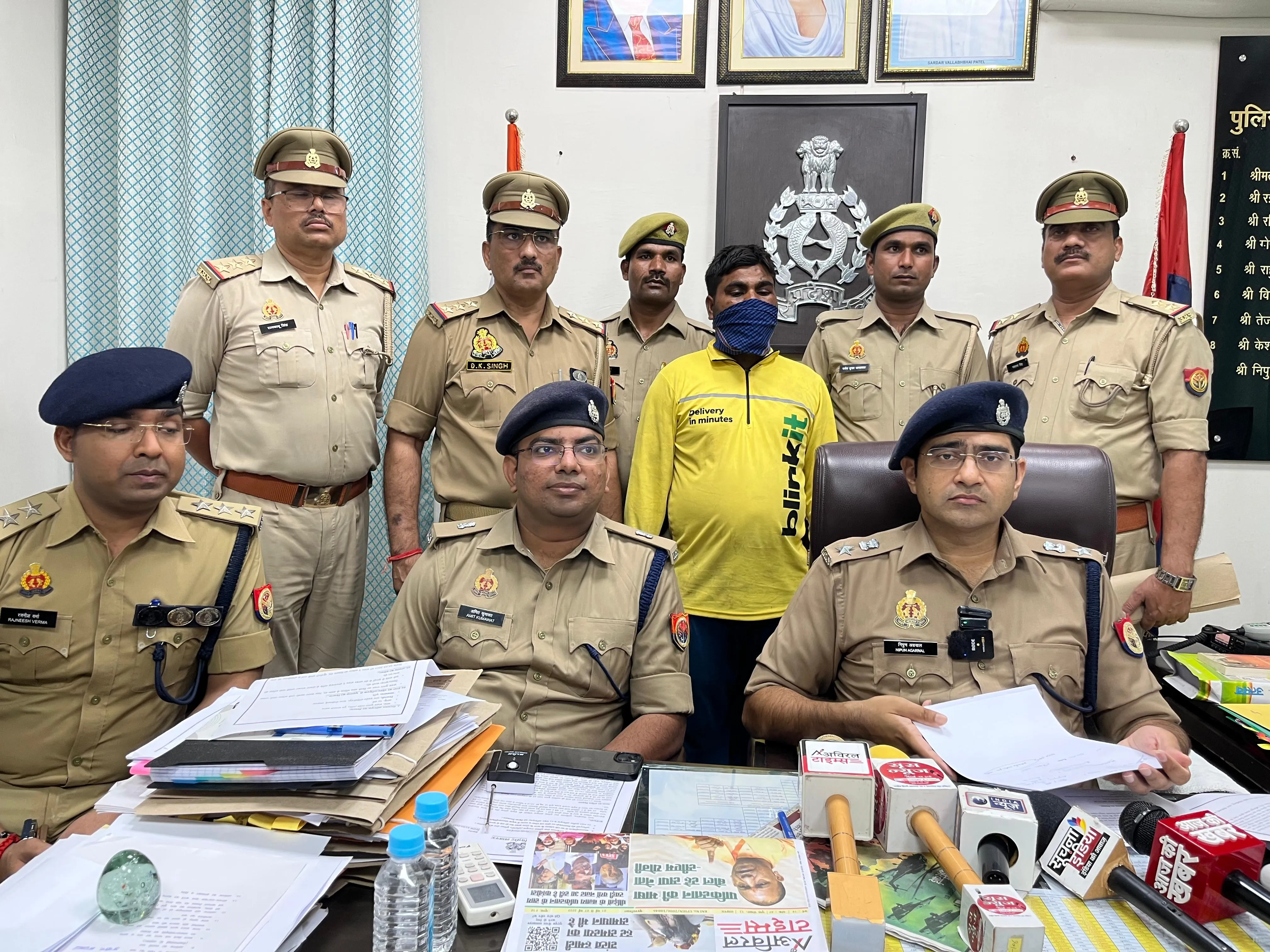 पत्नी की हत्या का सनसनीखेज खुलासा पति गिरफ्तार 