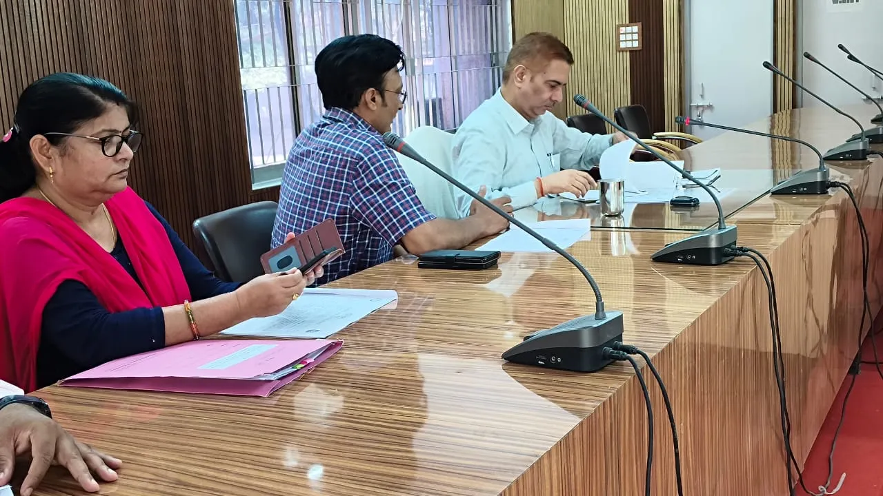 विधि के छात्रों हेतु दस दिवसीय ग्रीष्म कालीन इण्टर्नशिप प्रोग्राम एवं 20 दिन प्रोजेक्ट वर्क में प्रतिभग करें-सचिव विधिक सेवा प्राधिकरण