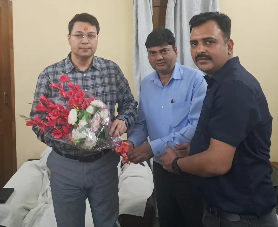 अनपरा तापीय परियोजना का एमडी ने किया  दौरा, अभियंता संघ ने रखी मांगें