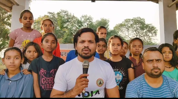 ओबरा में तीन दिवसीय योग एवं आध्यात्मिक शिविर का भव्य आगाज