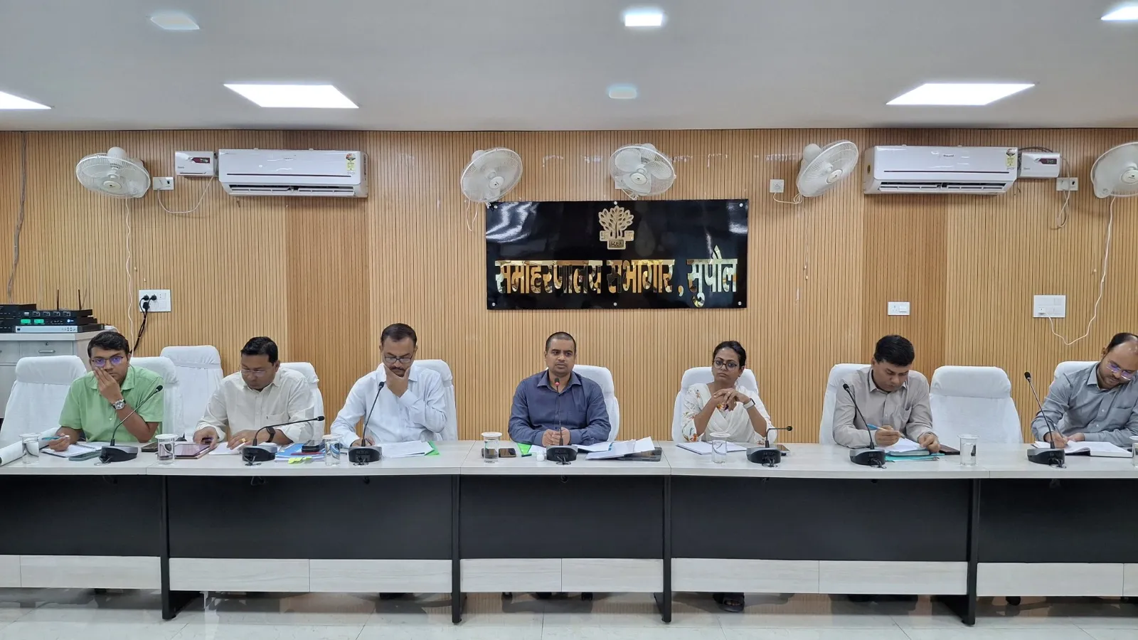 सुपौल में जिलाधिकारी की अध्यक्षता में बाढ़ पूर्व तैयारी को लेकर अहम बैठक