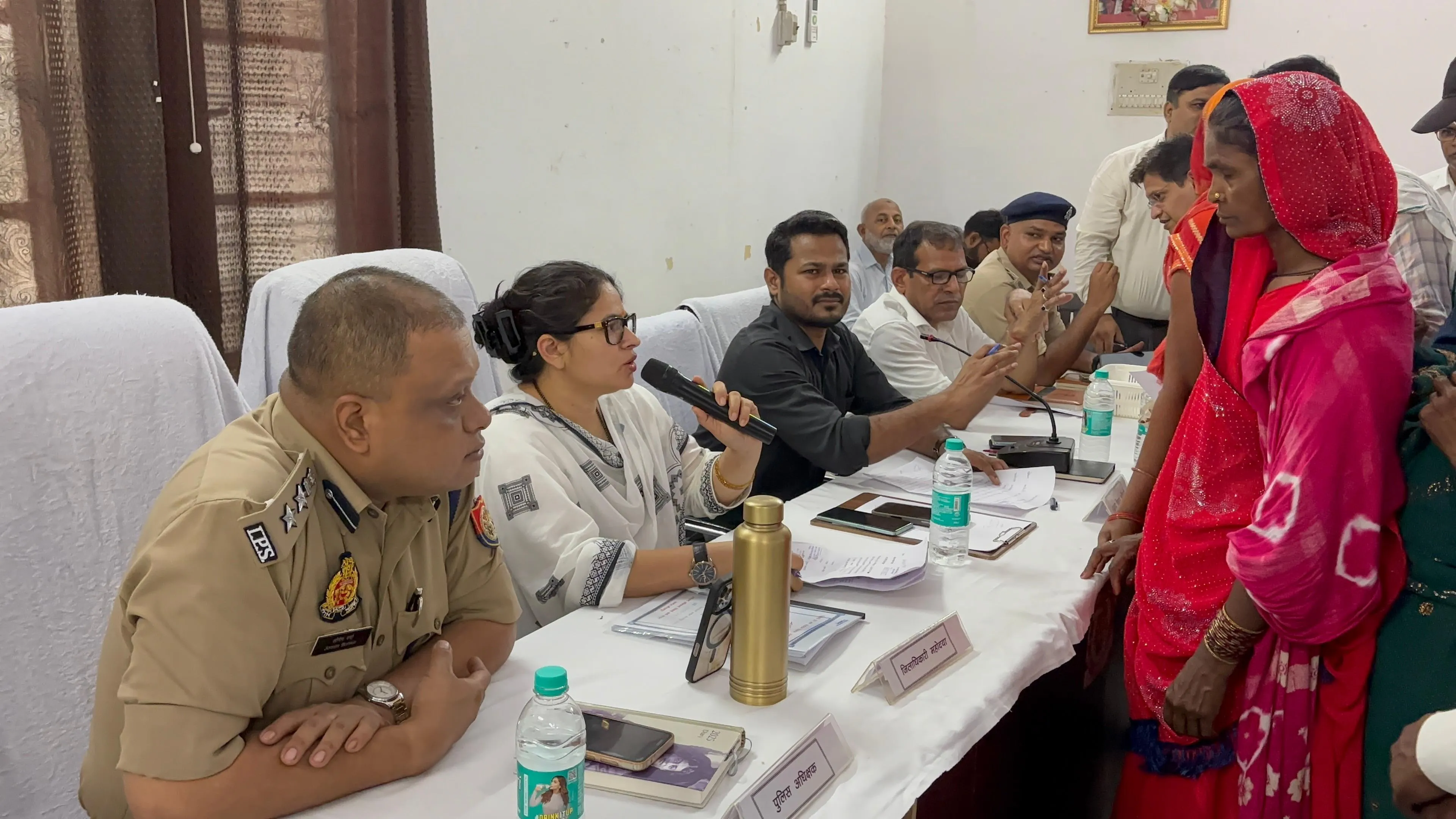 शासन के मंशानुरूप जनपद के सभी तहसीलो में आयोजित किया गया सम्पूर्ण समाधान दिवस 