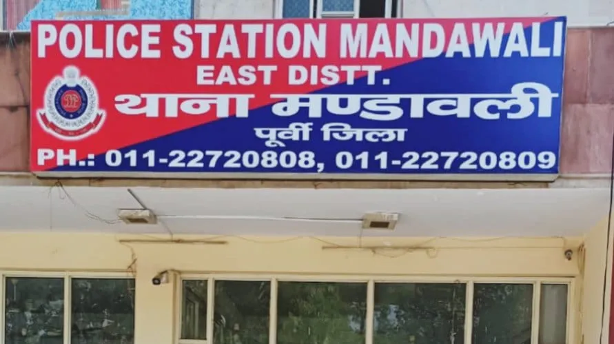 तेज़ रफ़्तार कार ने दो को रौंदा 27 वर्षीय संदीप यादव की मौके पर हुई मौत 