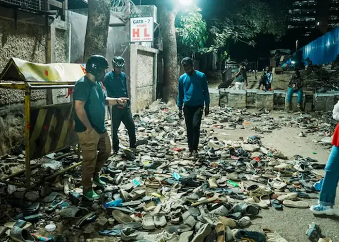 बेंगलुरु भगदड़ः सीएम सिद्धारमैया का सख्त एक्शन, पुलिस कमिश्नर समेत कई अफसर सस्पेंड,।