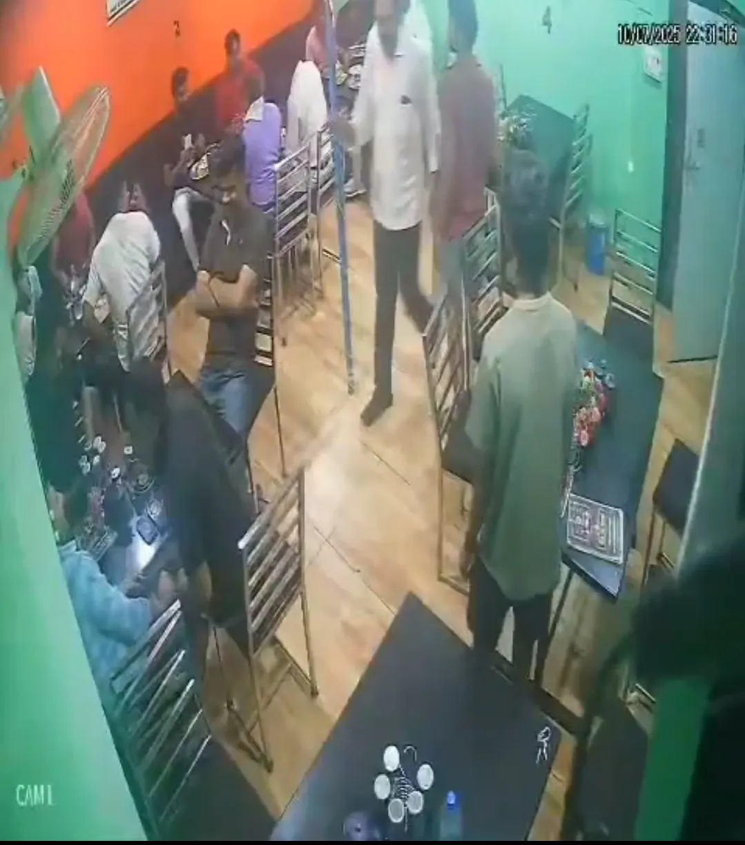 ढाबे पर ‘खाकी’ का ड्रामा — खाना कम, हंगामा ज्यादा! सिपाही बने ‘रात के गुंडा’