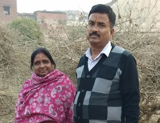 सिद्धार्थनगर के बढ़नी  में मेडिकल स्टोर संचालक दंपती की खून से सनी मिली लाश, मचा हड़कंप