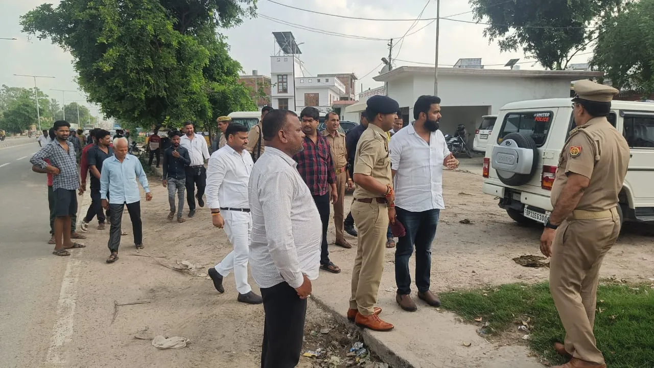 व्यापारी हित में ऐतिहासिक पहल फल विक्रेताओं को मिला नया व्यवस्थित स्थान