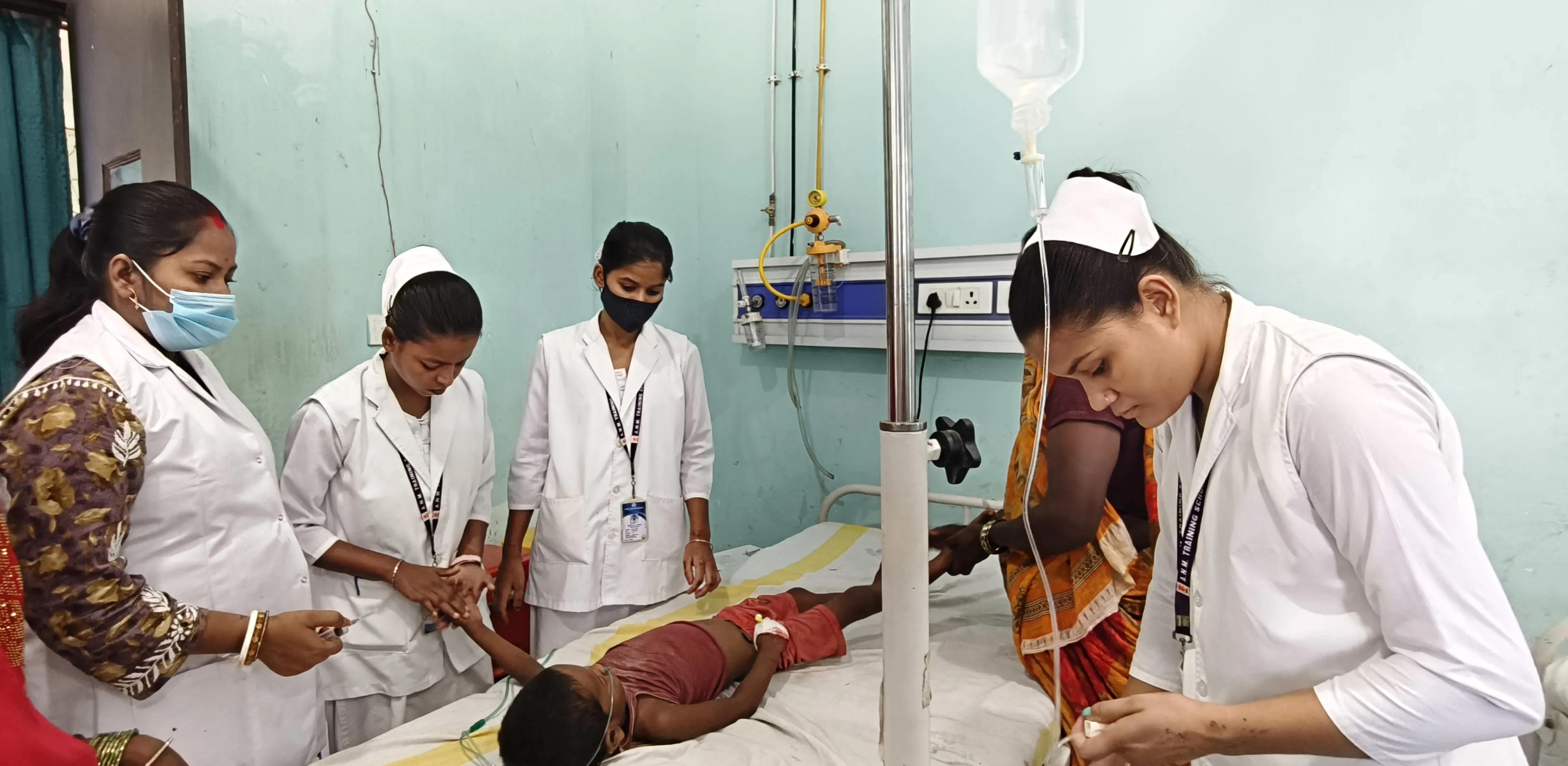 करंट की चपेट में आया आठ वर्षीय मासूम, हालत गंभीर