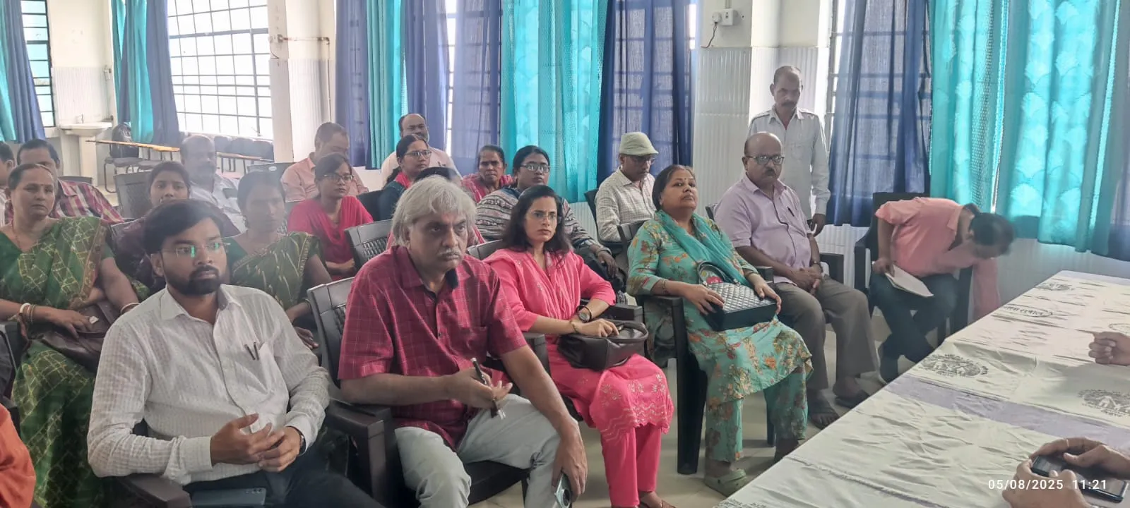 6c21fb8a-e207-4812-b724-fa003032417c