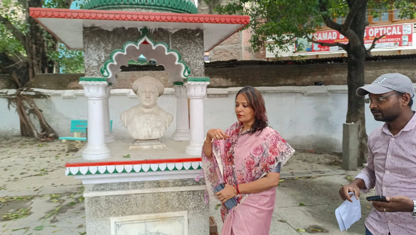 b10b6ea9-9609-427a-a296-6a07749dae8d