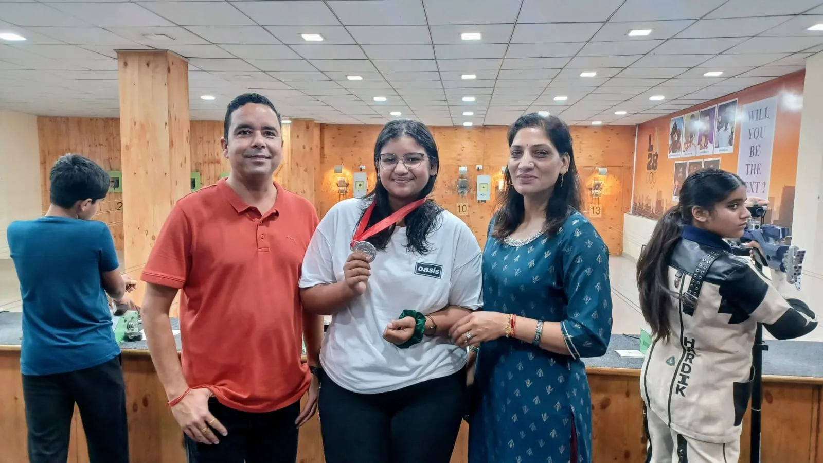 जसपाल राणा शूटिंग रेंज, पौंधा, देहरादून में संपन्न 20वीं इंटरस्कूल/कॉलेज उत्तराखंड राज्य शूटिंग चैम्पियनशिप में पूरे उत्तराखंड से हज़ारों शूटरों ने अपने हुनर का प्रदर्शन किया।