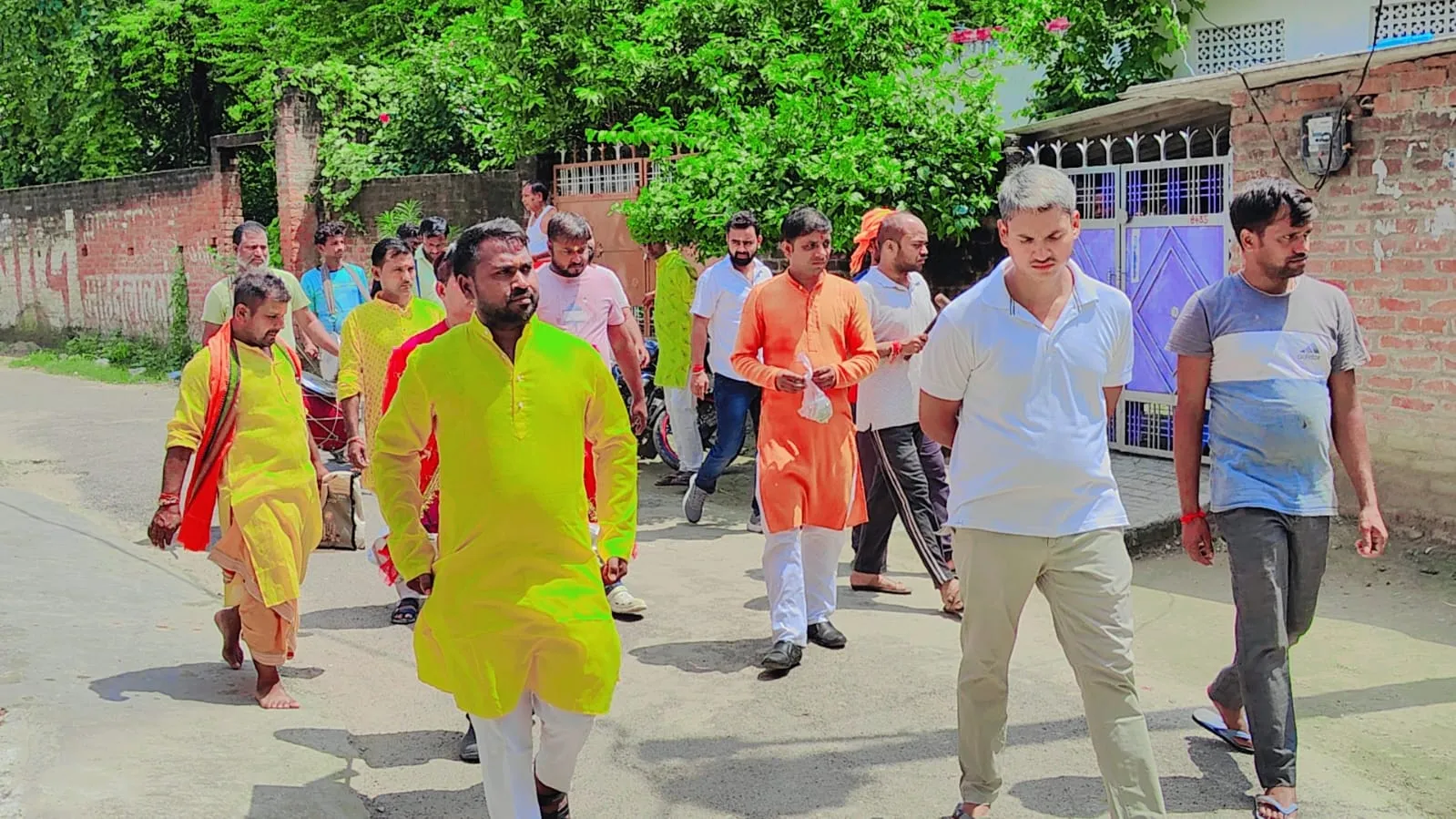 मऊ गांव में निकली ऐतिहासिक रामडोल शोभायात्रा, भक्तिरस में डूबा वातावरण