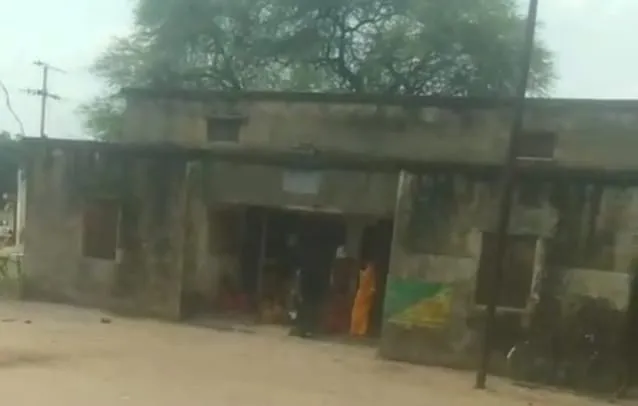 कचनरवा लैम्पस में यूरिया नदारद , किसान हलकान
