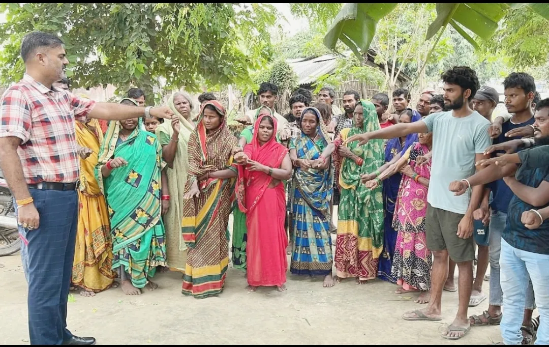 Kushinagar : मुसहर महिलाओं ने ली भ्रूण अपराध रोकने का संकल्प