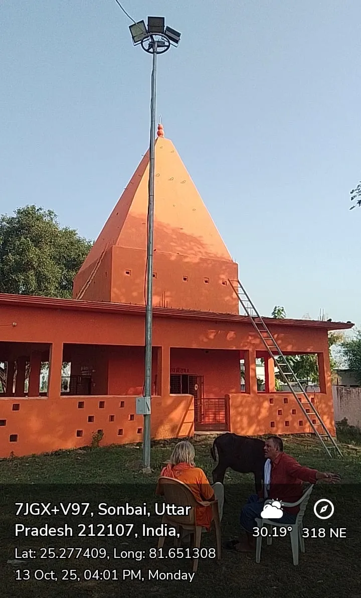 सोनवै गांव में अंधेरा और अव्यवस्था: दो साल से टूटी पड़ी इस्टीट लाईटें, ग्रामीण परेशान