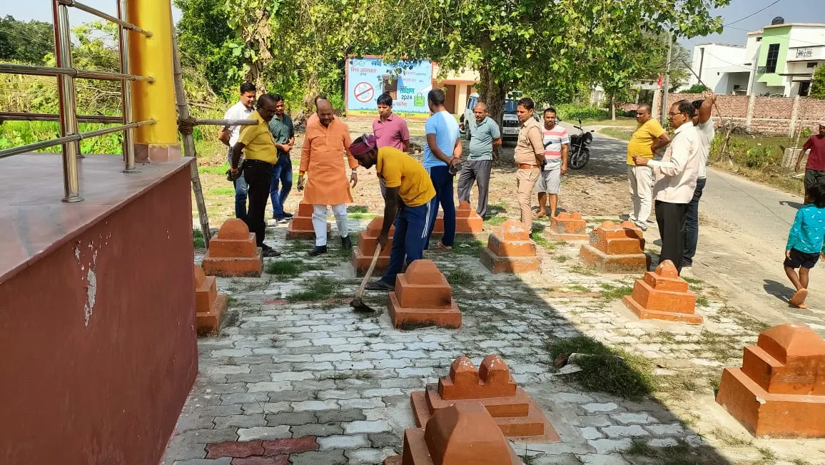 कुशीनगर : पडरौना में छठ पूजा महापर्व की तैयारी शुरू