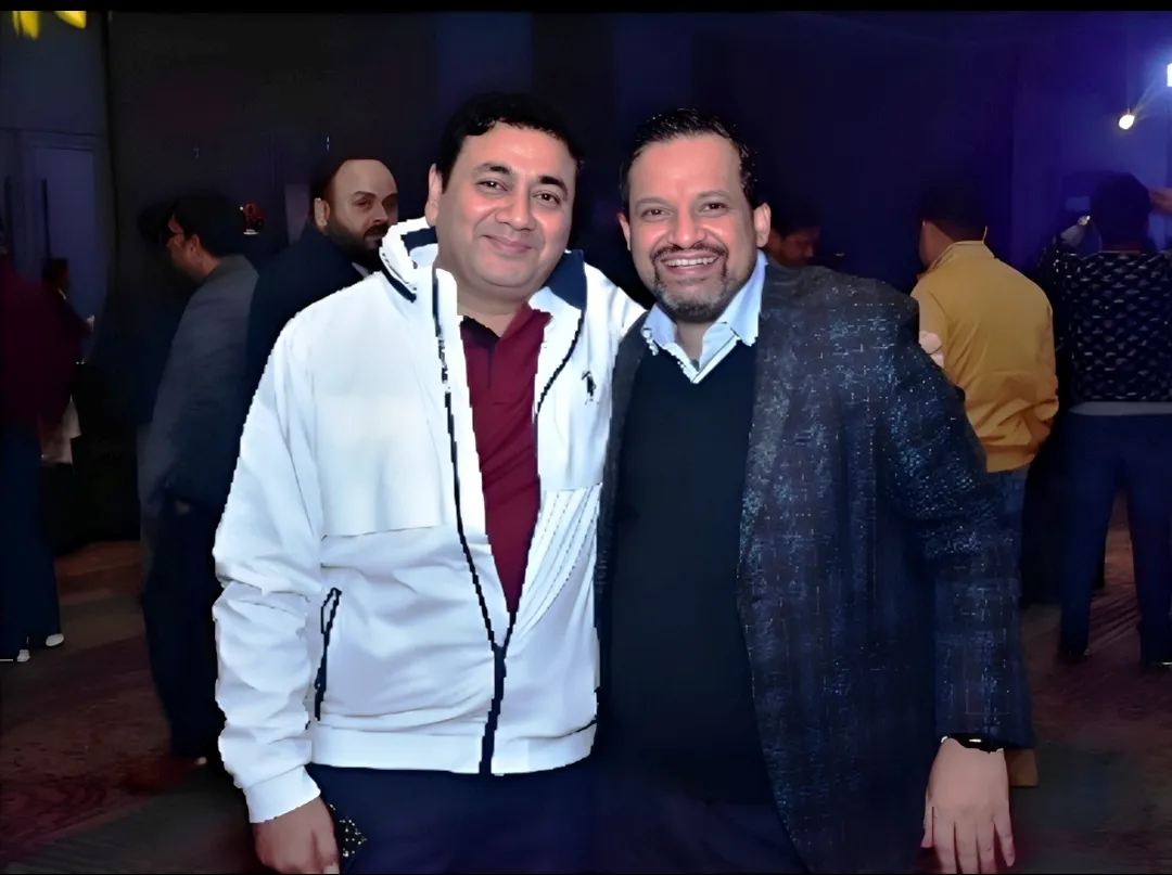 जबकि चीन हमारे देश का दुश्मन देश है, प्रधानमंत्री मोदी और मुख्यमंत्री योगी सदैव स्वदेशी के पक्षधर है