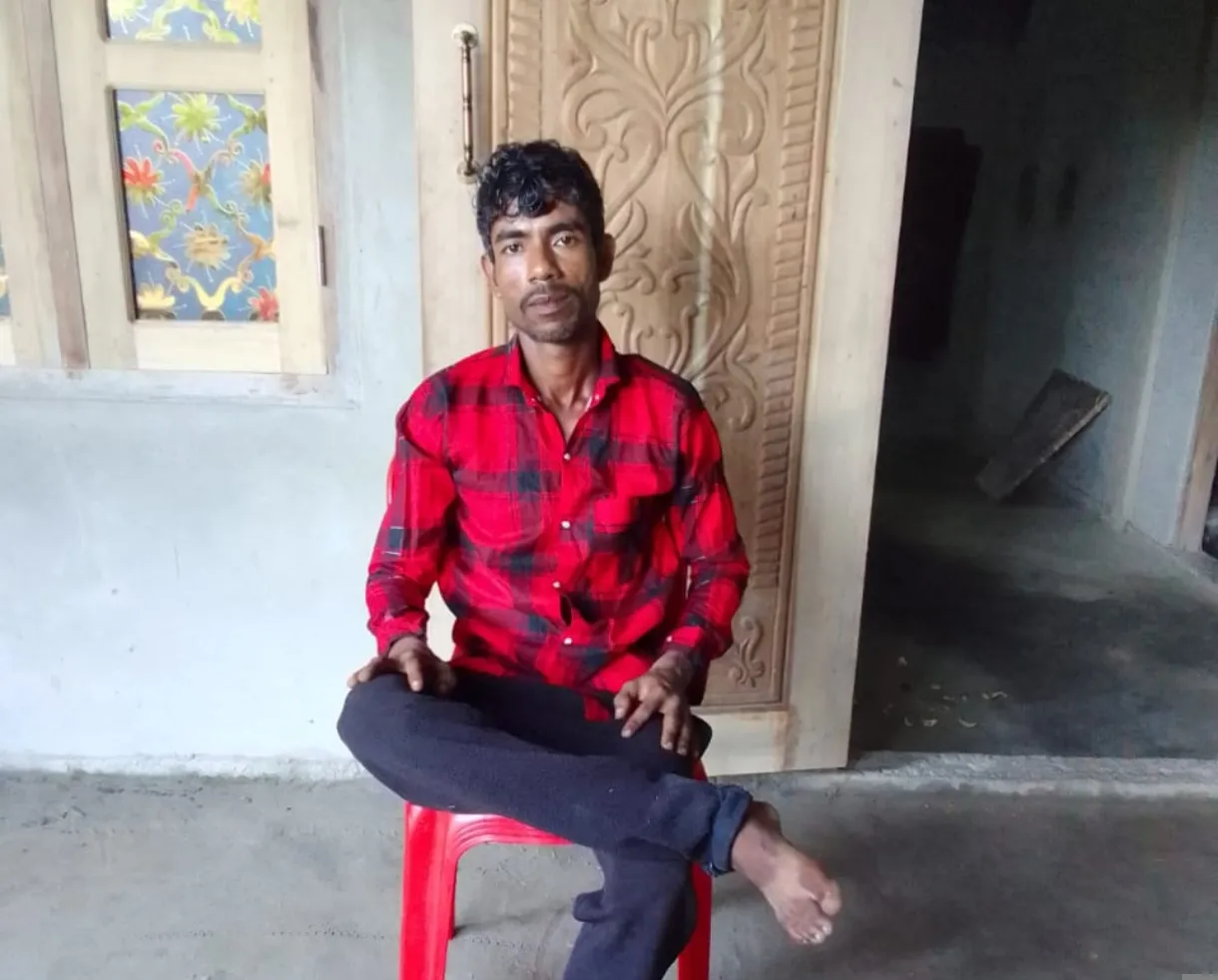 श्रीभूमि जिले में सोनबिल सिंघुआ फुलतली में एक बोरे में एक शव मिलने की सनसनीखेज घटना घटी।